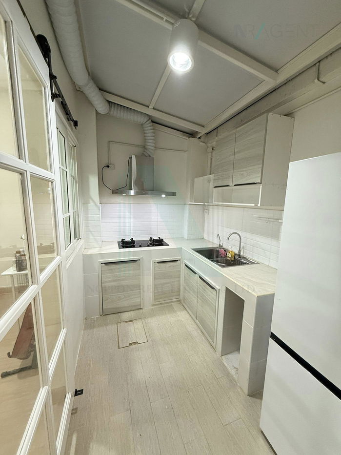 picture 📌 For Sell Town house GOLDEN TOWN RAMINTRA - WONGWAEN 2-story 3 bedroom 2 bathroom - 4/8