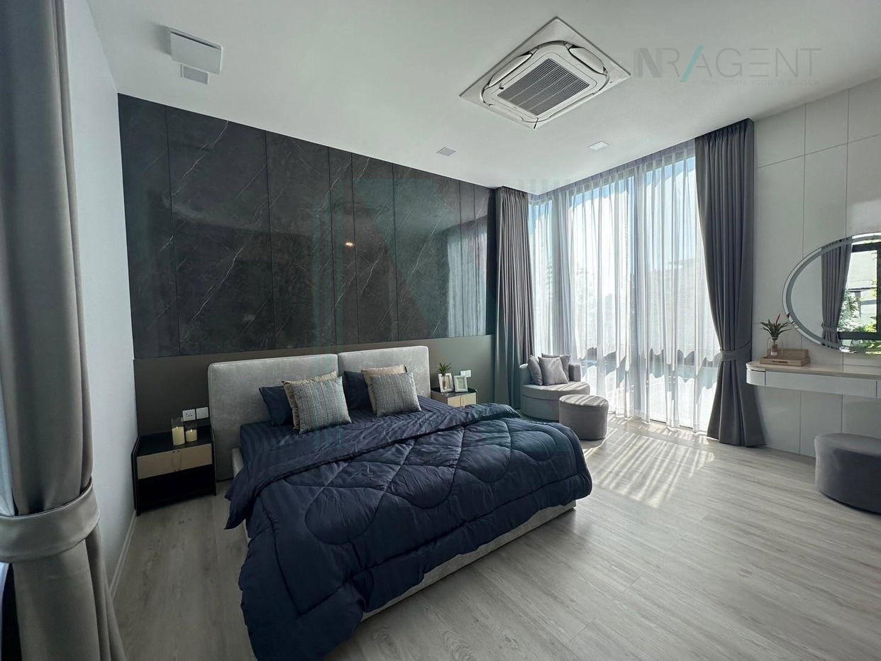 picture 📌 For Rent 3-story House VIVE KRUNGTHEP KREETHA 4 bedroom 5 bathroom - 6/8