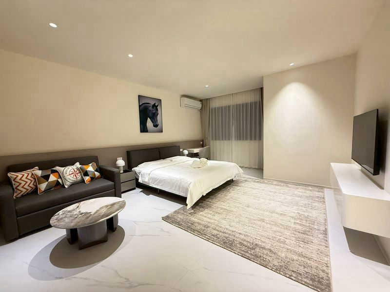 รูป ให้เช่า บ้านเดี่ยว Suksabai Pool Villa 5 ห้องนอน 6 ห้องน้ำ  - รูปที่ 3/17