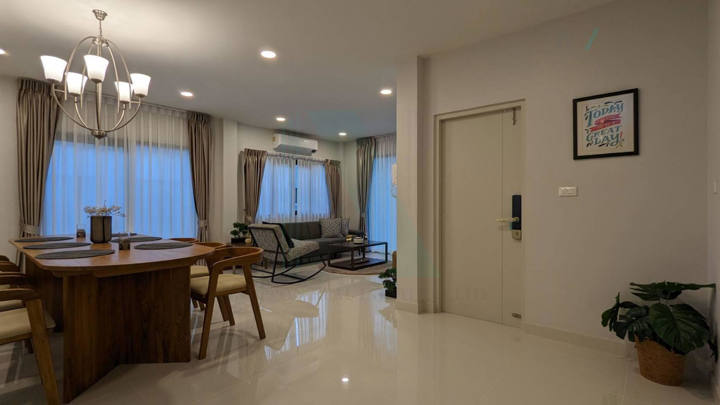 รูป 📌 ให้เช่าบ้านเดี่ยว 2 ชั้น เซนโทร บางนา 4 ห้องนอน 4 ห้องน้ำ - รูปที่ 3/8