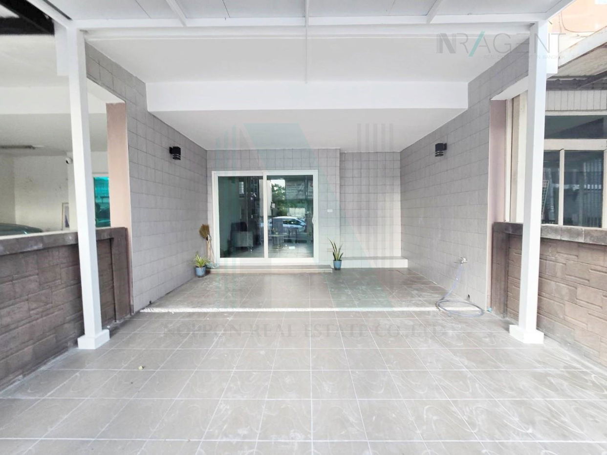 picture 📌 For Sell Town house GREENWICH RAMINTRA 3-story 4 bedroom 2 bathroom - 2/8