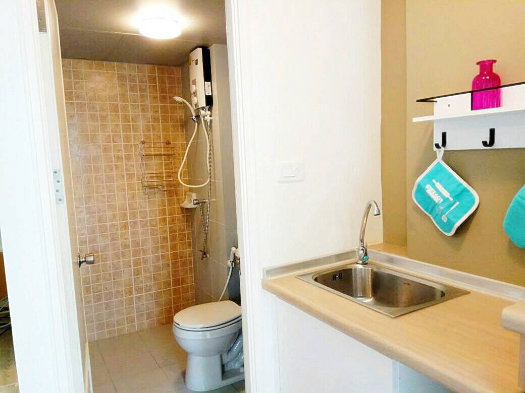 picture Lumpini township condo for rent. - 7/20