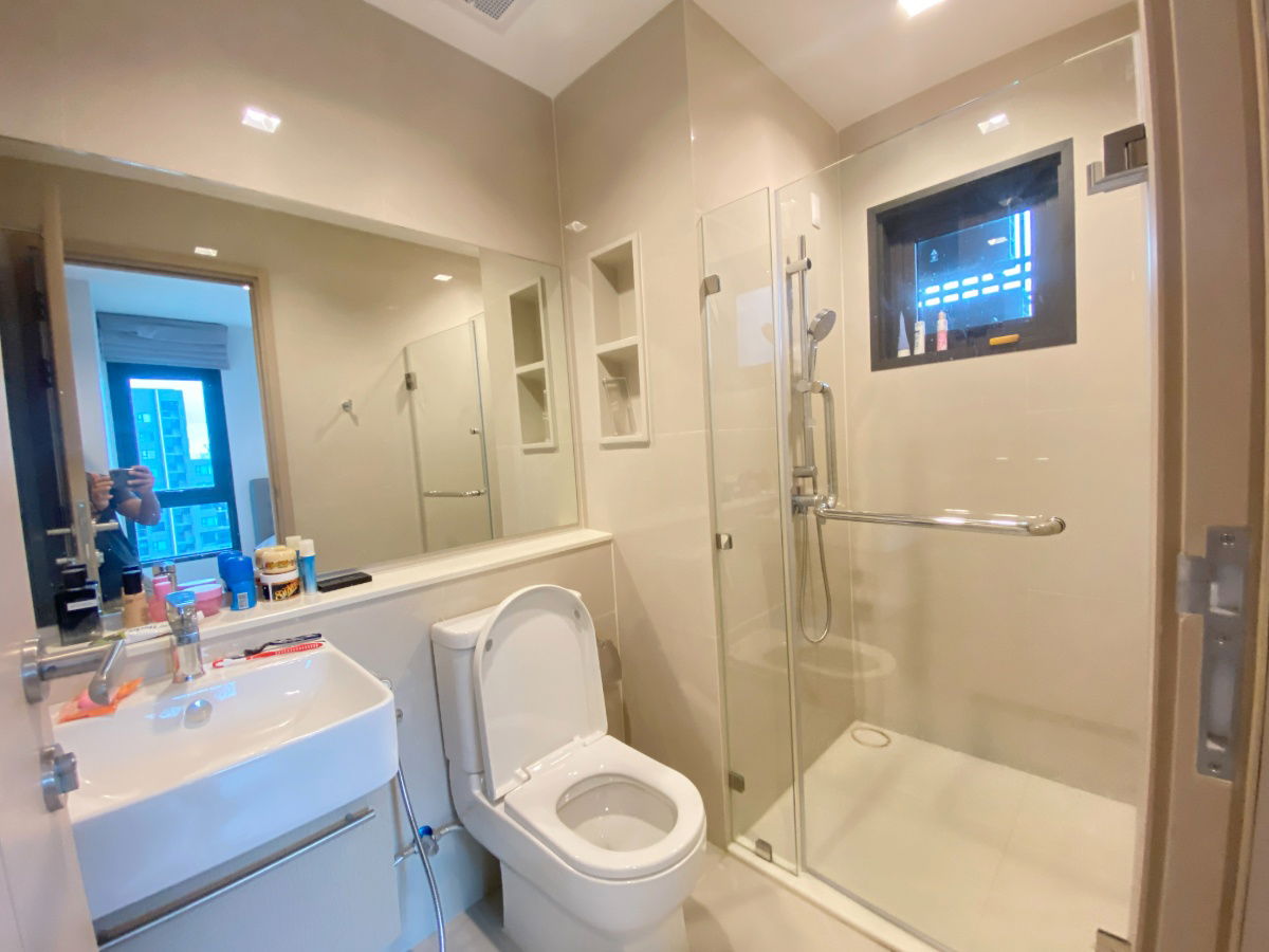 รูป Fully Furnish 2 bed rooms 2 bath rooms to rent in life sathorn sierra - รูปที่ 17/46