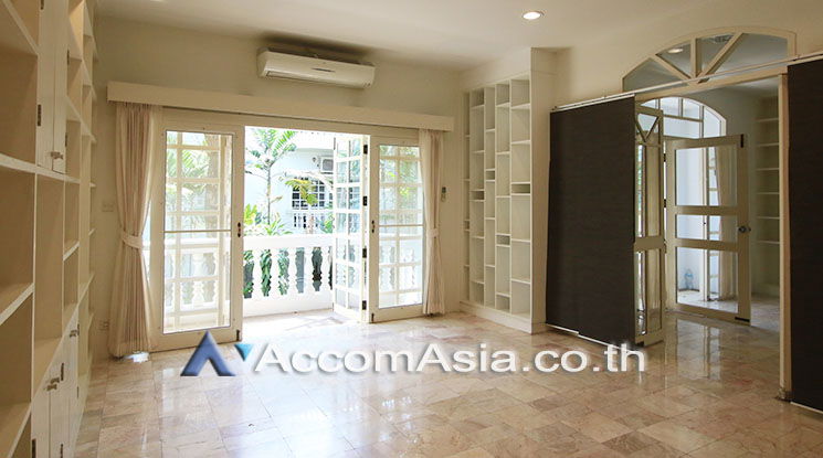 picture 🔼🔽 AccomA 📩 Pet friendly 3 BR Townhouse @House in garden compound with pool (2611828) - 6/14