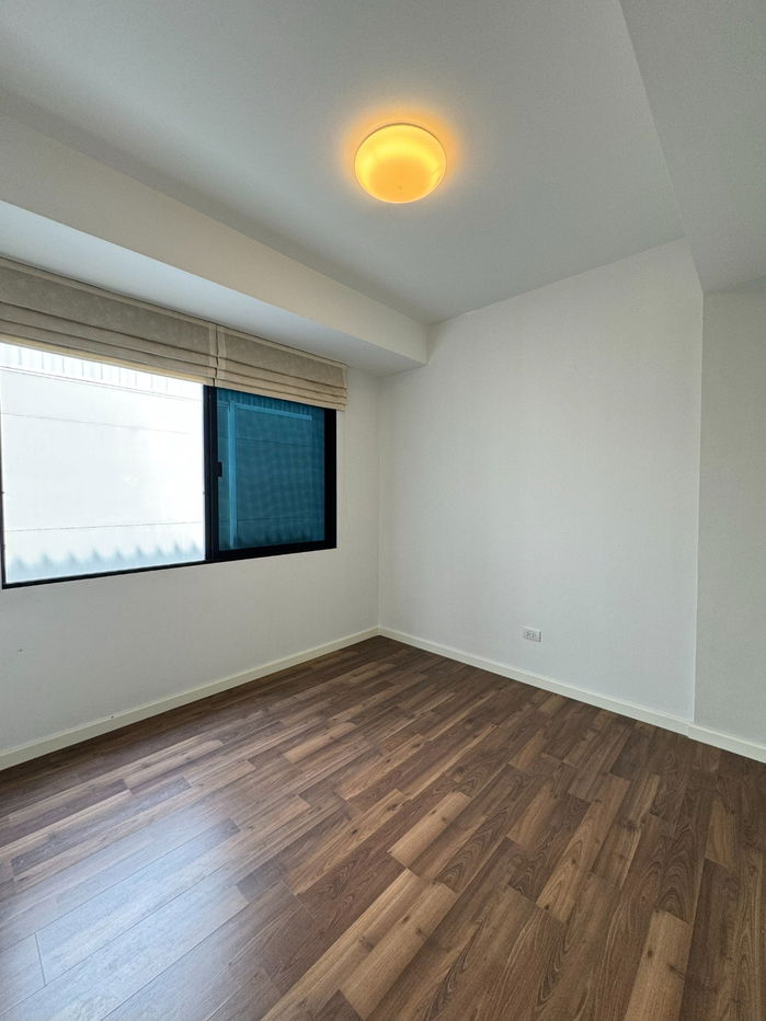picture ✨ Stylish Townhome by Land & Houses | 3 Beds, 3 Baths, Great Location! ✨ - 16/21
