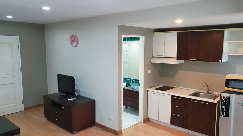 picture Condo for rent, The Pulse, Lat Phrao 44, size 33 sqm., rental price 7,000 baht. Interested, call 0894282491, Line ID: jeabmona - 7/15