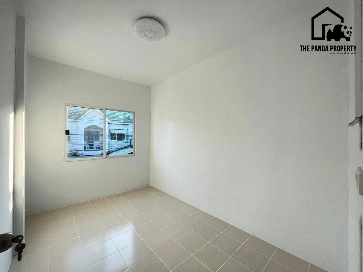 รูป หมู่บ้านมะลิวัลย์ ซอยวโรชา บางบ่อ - รูปที่ 4/10
