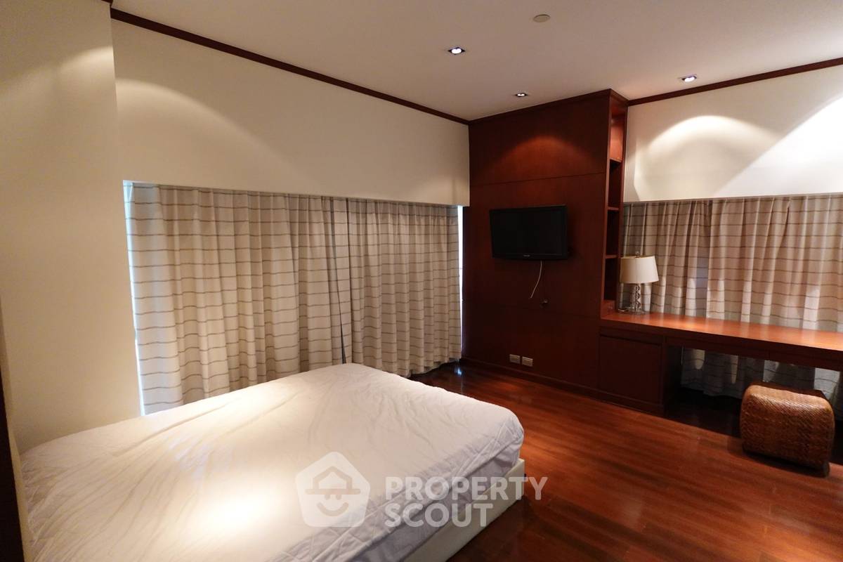รูป คอนโด 3-ห้องนอน ที่ เลอ รัฟฟิเน่ สุขุมวิท 31 ใกล้ BTS พร้อมพงษ์ (ID 2278718) - รูปที่ 8/19