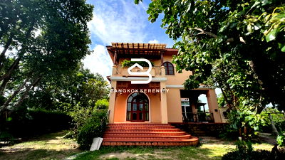 Houses for sale Samut Prakarn : House for sale at Lakewood Golf course Country Club