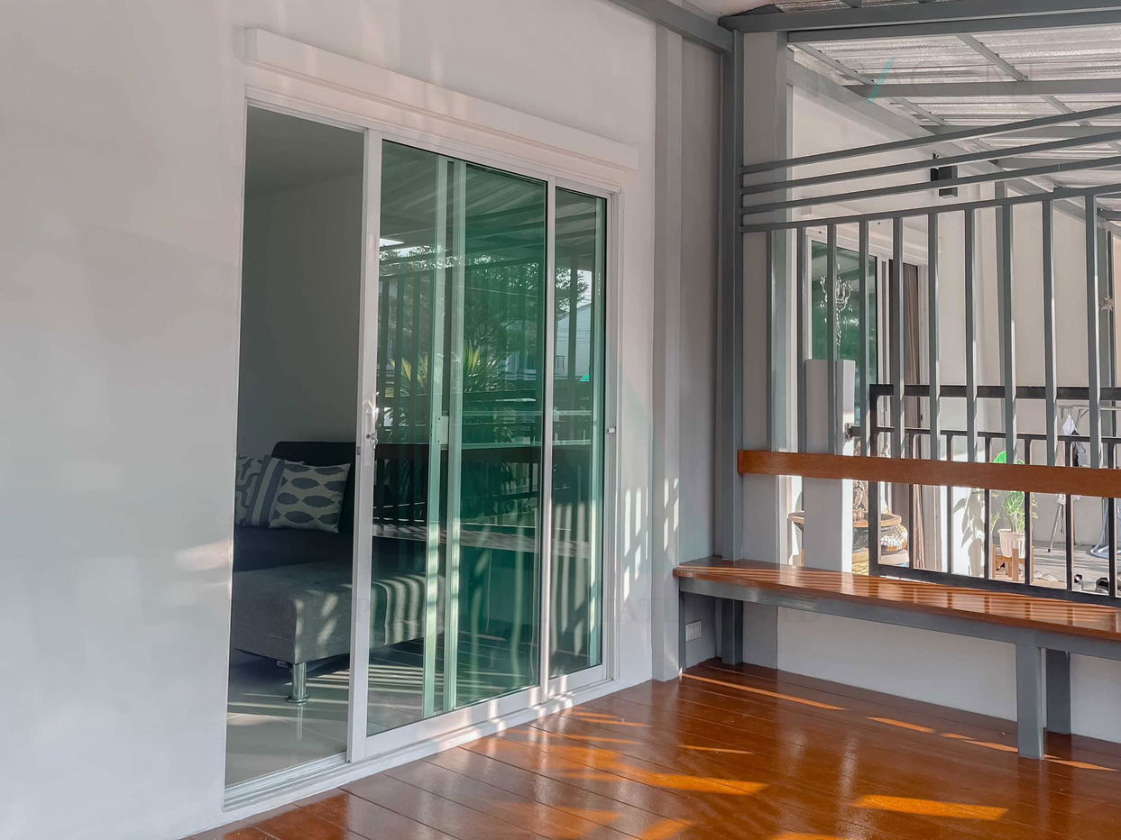 รูป 📌 ขายทาวน์เฮาส์ โครงการ ไลโอ อีลิท วัชรพล-สุขาภิบาล 5 2 ชั้น 3 ห้องนอน 2 ห้องน้ำ - รูปที่ 2/8