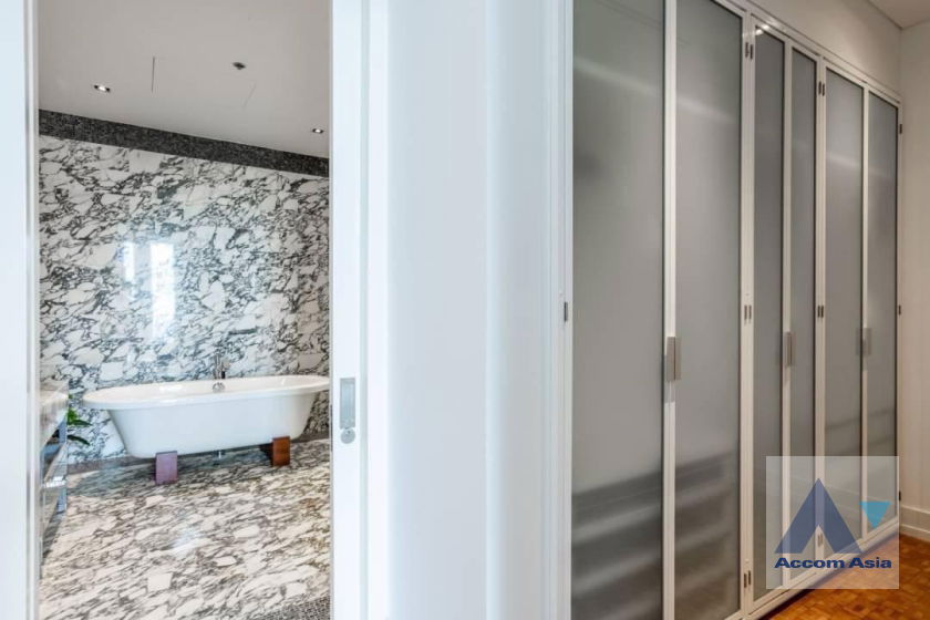 รูป 🔼🔽 AccomA 📩  2 BR Condominium @The Ritz Carlton Residences (AA37432) - รูปที่ 6/6