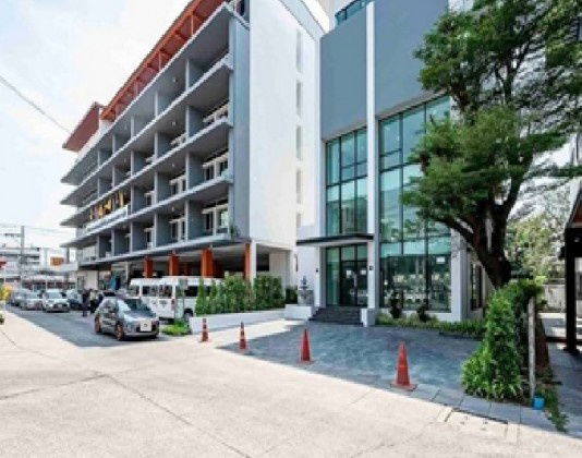 รูป  ให้เช่าอาคารสำนักงาน / Home Office 5 ชั้น ซอยพัฒนาการ ถนนพัฒนาการ มีลิฟท์ในอาคาร จอดรถ 20 คัน เหมาะทำคลินิกเสริมความงาม , ธุรกิจ Online จดบริษัทได้ - รูปที่ 3/11