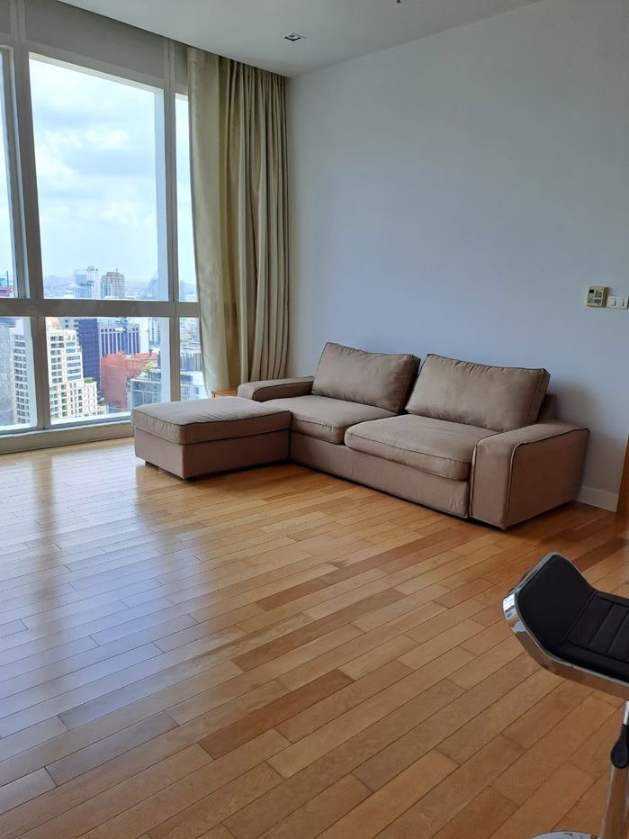 picture Millennium Residence Asoke area  - 6/9