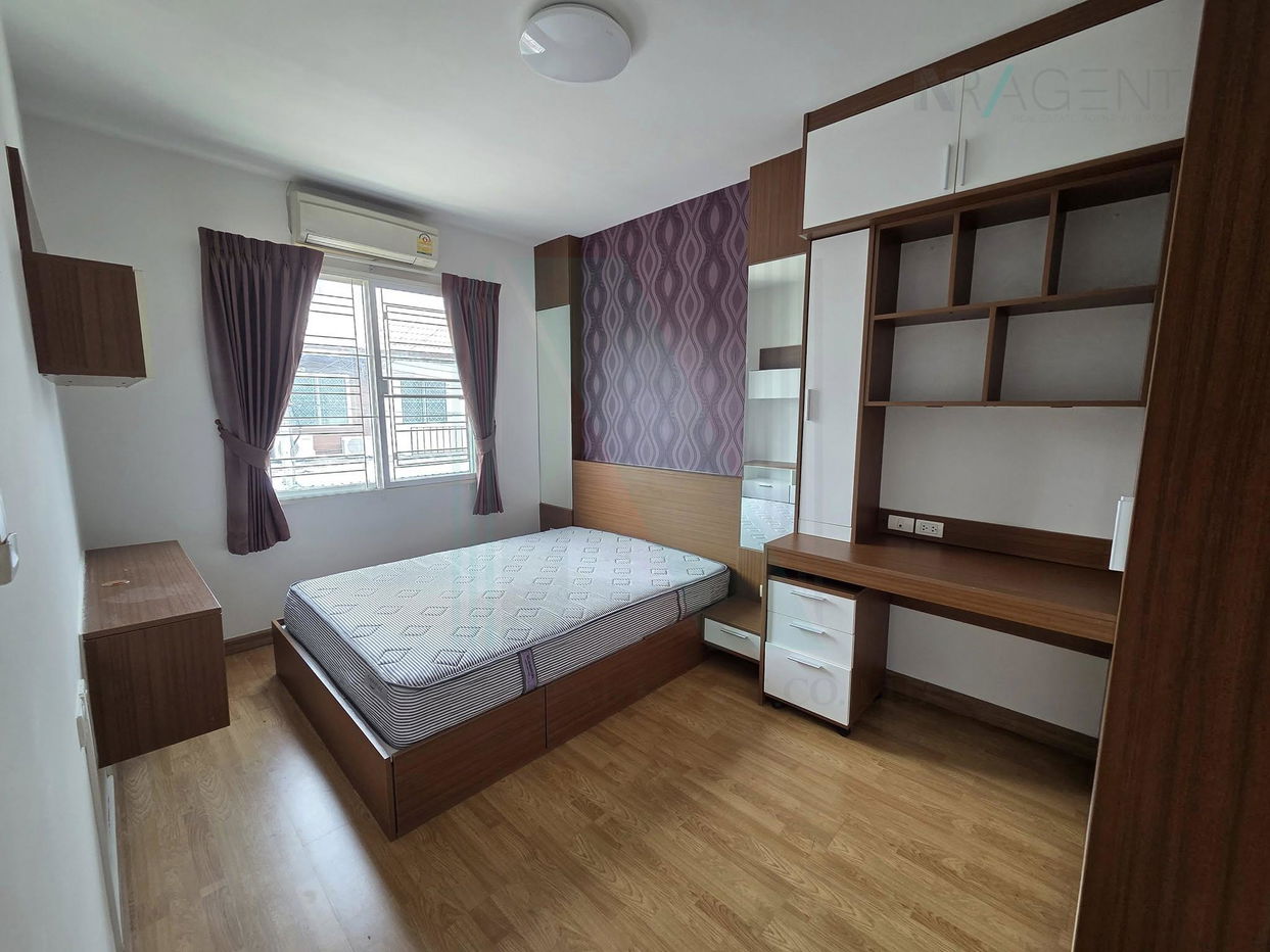 picture 📌 For Rent 2-story Townhouse THE COLORS LEISURE BANGNA KM.8 3 bedroom 2 bathroom - 5/8