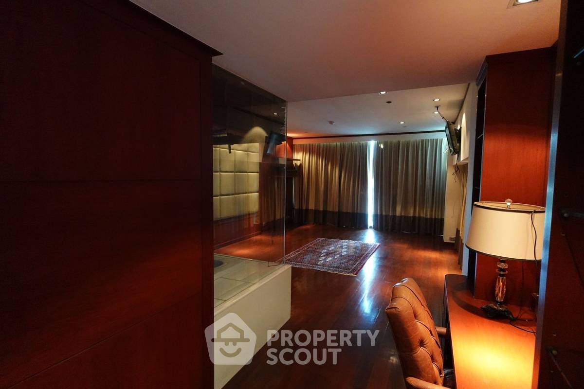 รูป คอนโด 3-ห้องนอน ที่ เลอ รัฟฟิเน่ สุขุมวิท 31 ใกล้ BTS พร้อมพงษ์ (ID 2278718) - รูปที่ 4/19