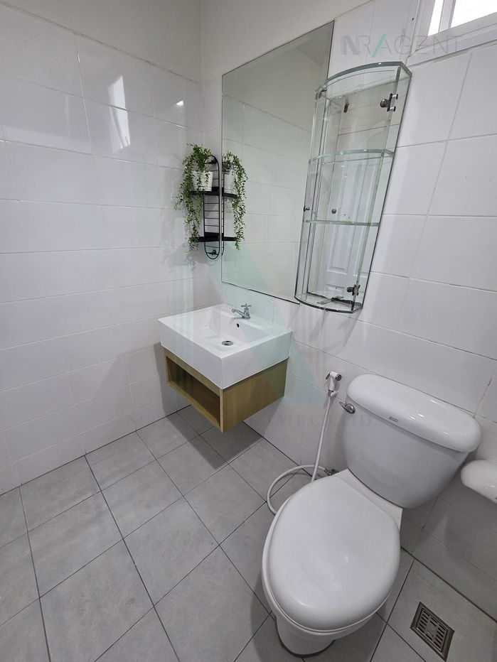 picture 📌 For Rent 2-story Townhouse THE COLORS LEISURE BANGNA KM.8 3 bedroom 2 bathroom - 8/8