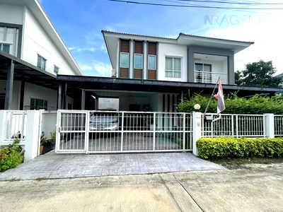 บ้านเดี่ยว ม.เทคโนโลยีราชมงคลสุวรรณภูมิ : 📌 ขายบ้านเดี่ยว โครงการ บ้านแลนซีโอ คริป รัตนาธิเบศร์-สถานีท่าอิฐ ซ.ท่าอิฐ 2 ชั้น 3 ห้องนอน 2 ห้องน้ำ