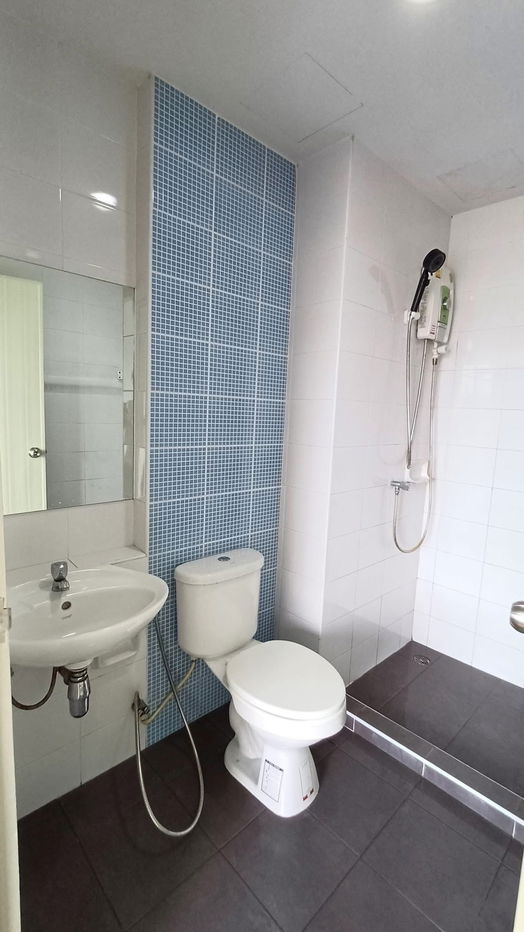 รูป ให้เช่า 𝗧𝗵𝗲 𝗞𝗶𝘁𝗵 ลำลูกกา-คลอง 𝟮 🏡 𝟱,𝟱𝟬𝟬 พร้อมอยู่‼️#ตอบแชทไว 🔥🔥 รหัส M1417 - รูปที่ 8/8