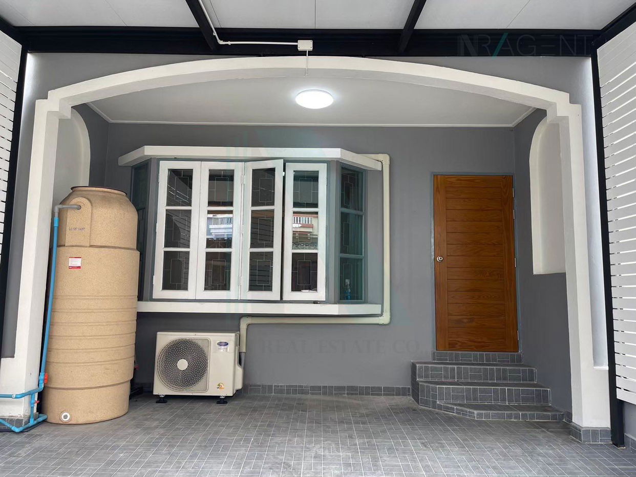 picture 📌 For Sell Town house PARK GALLERY SRINAKARIN 3-story 3 bedroom 3 bathroom - 2/8