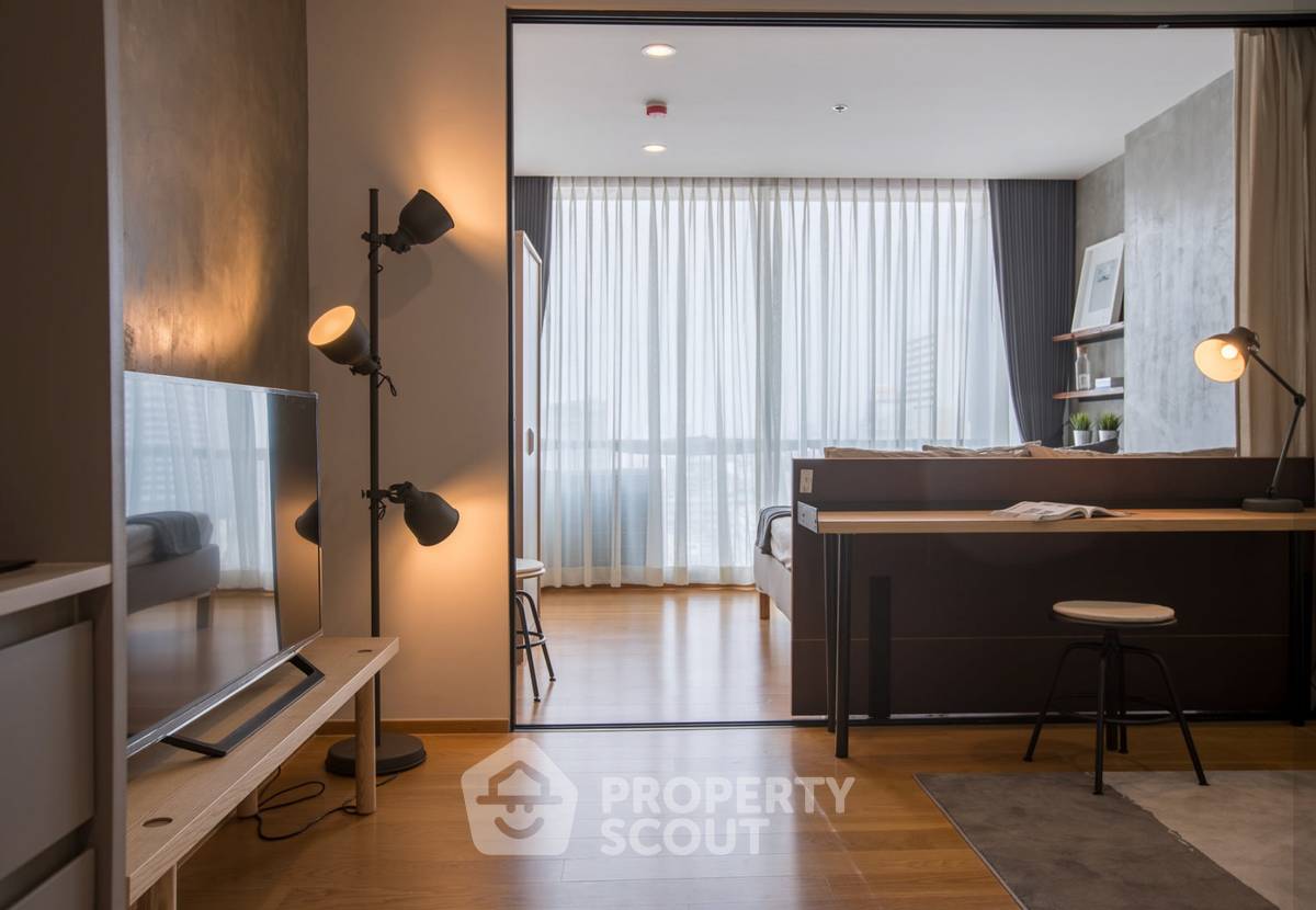 picture 1-BR Condo at Noble Revo Silom near BTS Surasak (ID 1813393) - 2/6