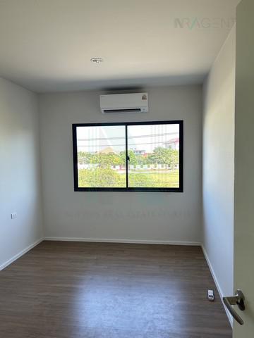 picture 📌 For Sell Town house BAAN KLANG MUANG BANGNA-WONGWAEN 3-story 3 bedroom 2 bathroom - 7/8