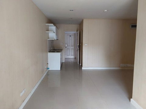 FOR SALE Metro Park Sathorn 2479000 BAHT.