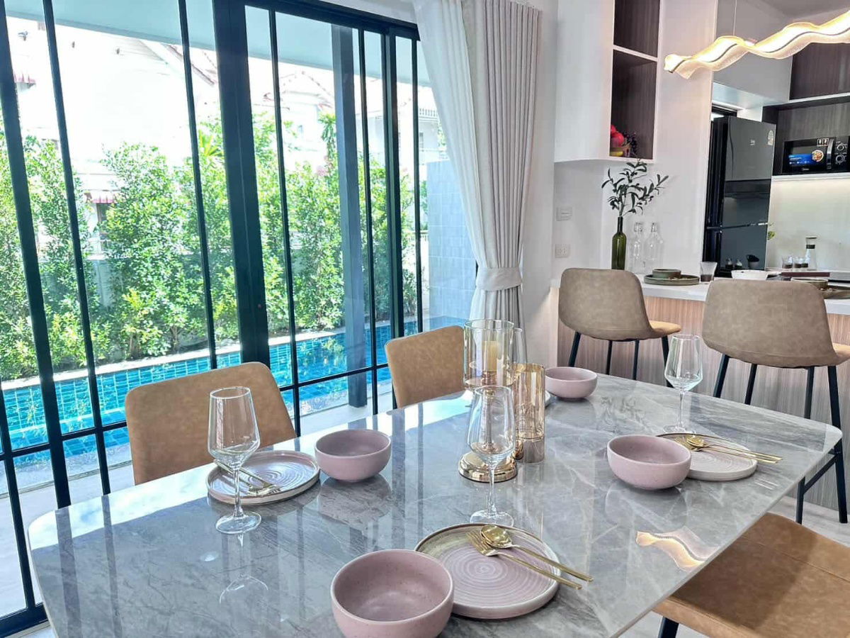 picture 🔥 *Modern Luxury Pool Villa* For sale❤️ ✨ *Price only 7.95 million baht* 🛏 4 bedrooms | 🛁 3 bathrooms | 🚗 2 parking spaces | 🏊‍♂️ Private pool - 2/24