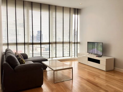 Millennium Residence bts Asoke area 