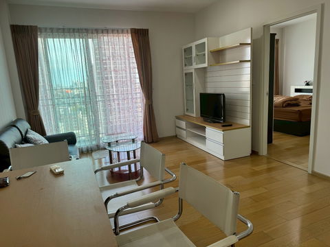 P-117983 Condo for rent Hive Sathorn fully furnished (Confirm again when visit). 
