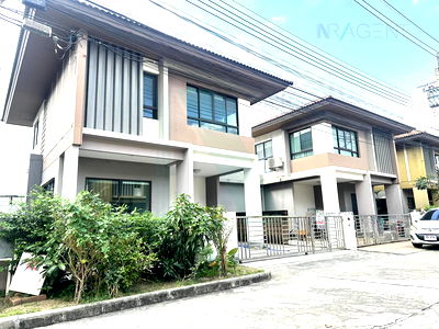 บ้านเดี่ยว เขตคลองสามวา : 📌 ขายบ้านแฝด โครงการ พร้อมพัฒน์ ไพร์ม รามอินทรา 2 ชั้น 3 ห้องนอน 2 ห้องน้ำ