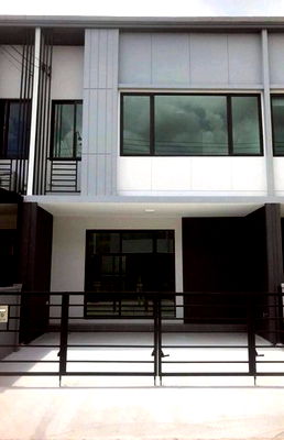 บ้านเดี่ยวให้เช่า : HU6741 ทาวน์โฮมให้เช่า พลีโน่ พระราม 9-กรุงเทพกรีฑา 2 กรุงเทพมหานคร