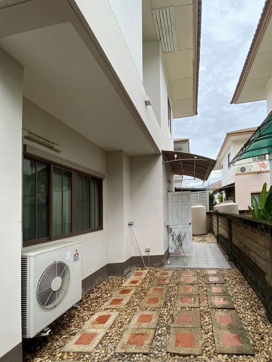 รูป ขายบ้านเดี่ยว 2 ชั้น หมู่บ้าน บุราสิริ ราชพฤกษ์-แจ้งวัฒนะ 52 ตารางวา - รูปที่ 2/8