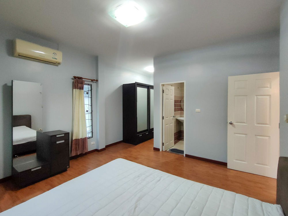 picture Large house for rent near Central Chiang Mai and San Sai - 31/76