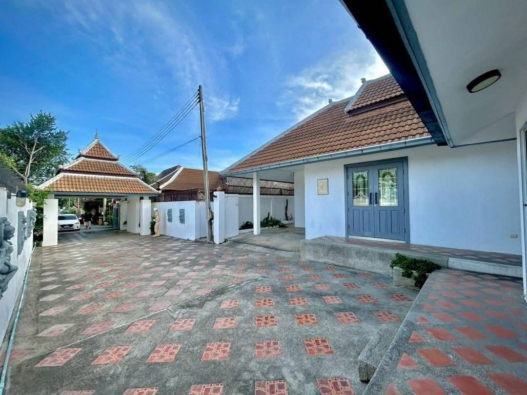 รูป บ้านพูลวิลล่าเนื้อที่กว้าง 129ตร.ว 3นอน 4น้ำ ราคาสุดคุ้มซอยทุ่งกลมตาลหมันพัทยา - รูปที่ 4/22