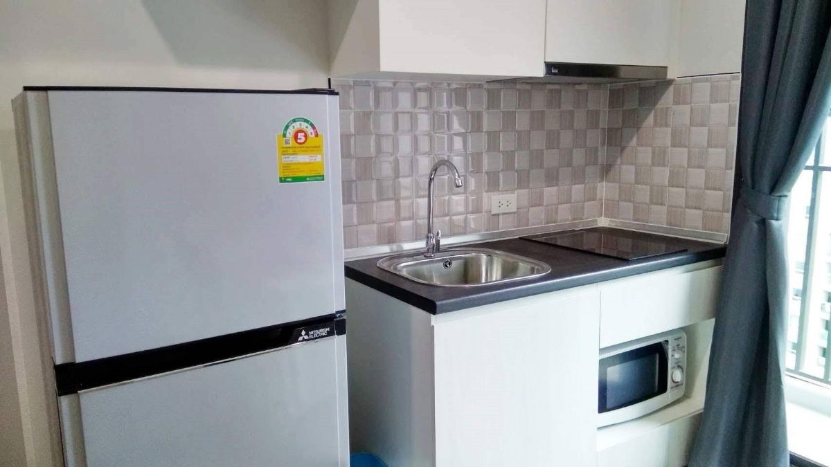 picture Condo for rent at Rich Park triple , 10,000 baht. Fully furnished with appliances. Call 0958195559. - 4/18