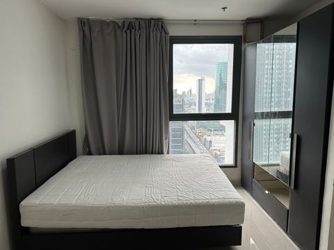 P-130707 ให้เช่า คอนโดไอดีโอ โมบิ พระราม 9 Rama IX Rd, Huai Khwang, Bangkok พร้อมอยู่ ราคาถูก 