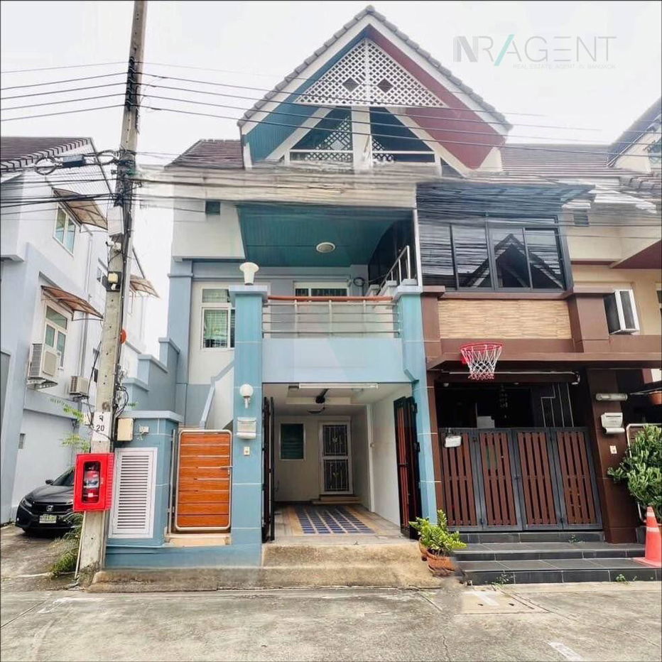 รูป 📌 ขายทาวน์เฮาส์ โครงการ เมอริท เพลส ลาดพร้าว 87 3 ชั้น 3 ห้องนอน 3 ห้องน้ำ - รูปที่ 1/8