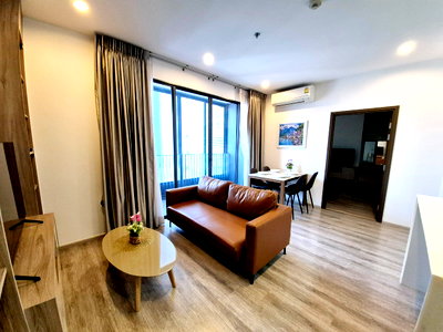 Condos for rent : 60,000 baht/month 2/2 bed Ideo Mobi sukhumvit BTS Udomsuk