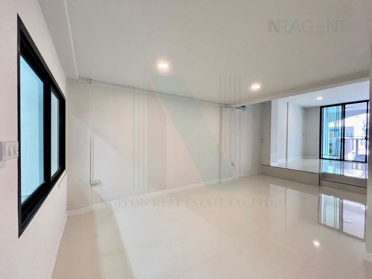 รูป 📌 ขายทาวน์โฮม โครงการ บ้านศุภารมย์ 3 ชั้น 3 ห้องนอน 3 ห้องน้ำ - รูปที่ 7/8