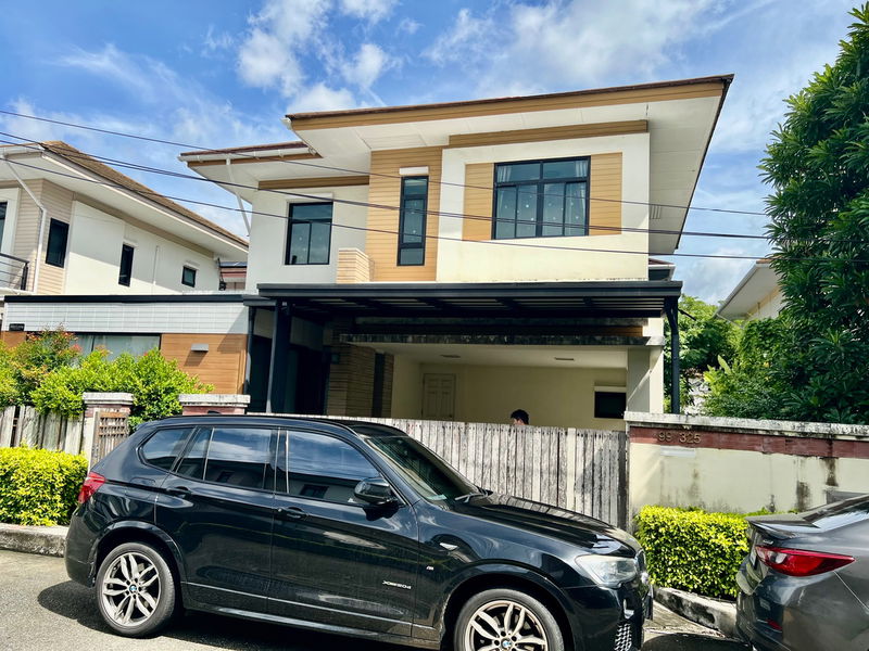 ขายบ้านเดี่ยว : ขายบ้าน สไตล์โมเดิร์น หมู่บ้านเศรษฐสิริ วงแหวน - สุขาภิบาล 2