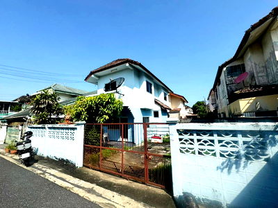 บ้านเดี่ยว ตลาดเซฟวัน โก : ขายบ้านเดี่ยวพร้อมผู้เช่า หมู่บ้านอัมรินทร์นิเวศน์ 3 - ซอยสายไหม 13 ขนาด 45 ตารางวา 2 ห้องนอน 2 ห้องน้ำ