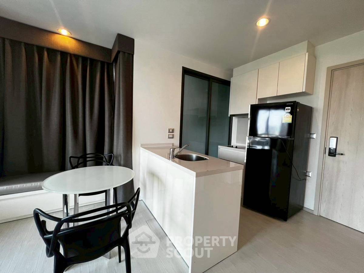 รูป คอนโด 1-ห้องนอน ที่ ริทึ่ม สุขุมวิท42 ใกล้ BTS เอกมัย (ID 2242598) - รูปที่ 4/17