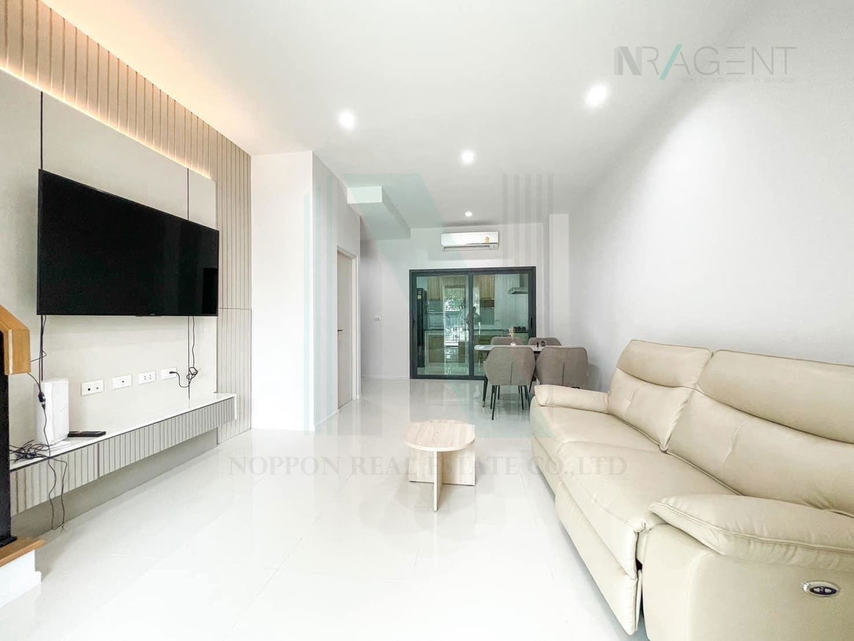 picture 📌 For Sell Town house BAAN KLANG MUANG THE EDITION SATHORN-SUKSAWAT 3-story 3 bedroom 3 bathroom - 2/8