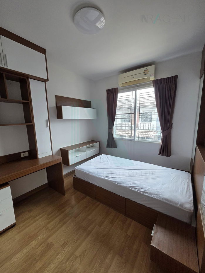 picture 📌 For Rent 2-story Townhouse THE COLORS LEISURE BANGNA KM.8 3 bedroom 2 bathroom - 6/8