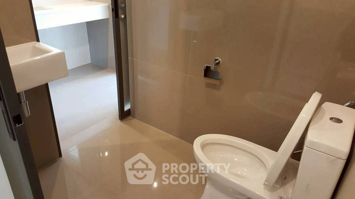 รูป คอนโด 1-ห้องนอน ที่ ริทึ่ม สุขุมวิท42 ใกล้ BTS เอกมัย (ID 2242598) - รูปที่ 15/17