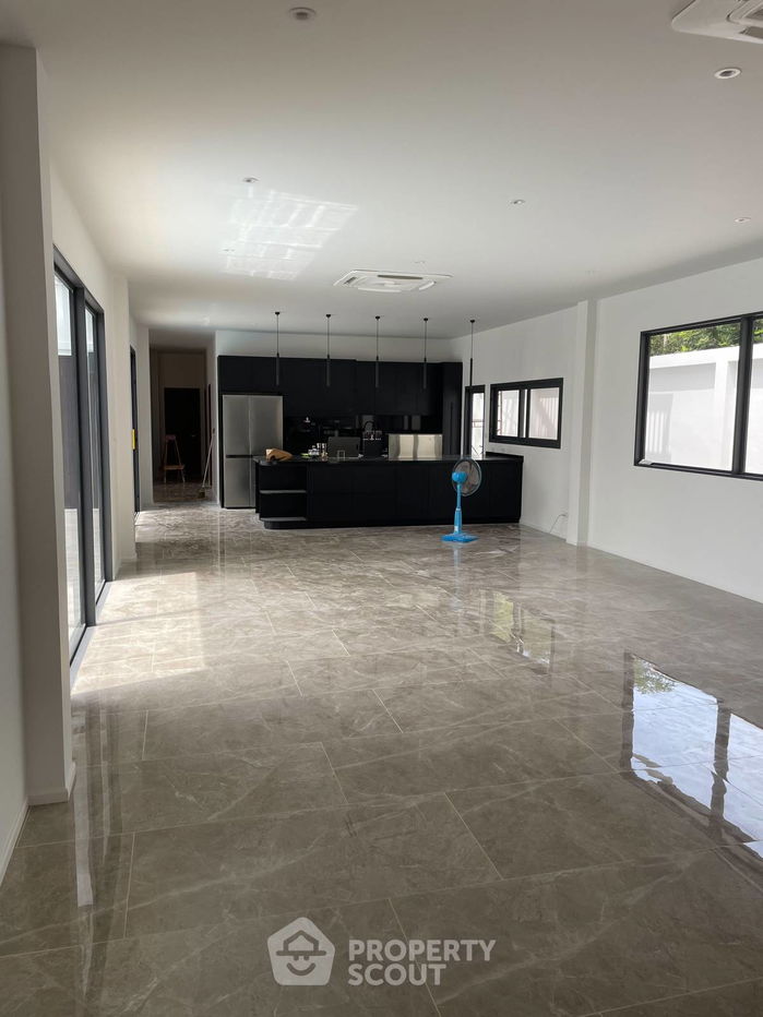 picture 3-BR Villa close to Artist Village Hua Hin (ID 2265859) - 7/32