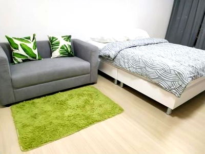 Condos for rent Singapore International School of Bangkok (SISB) : Condo For Rent | Pool View The Best Value In The Project “Supalai Veranda Rama 9” 31 Sq.m. Near MRT Rama 9