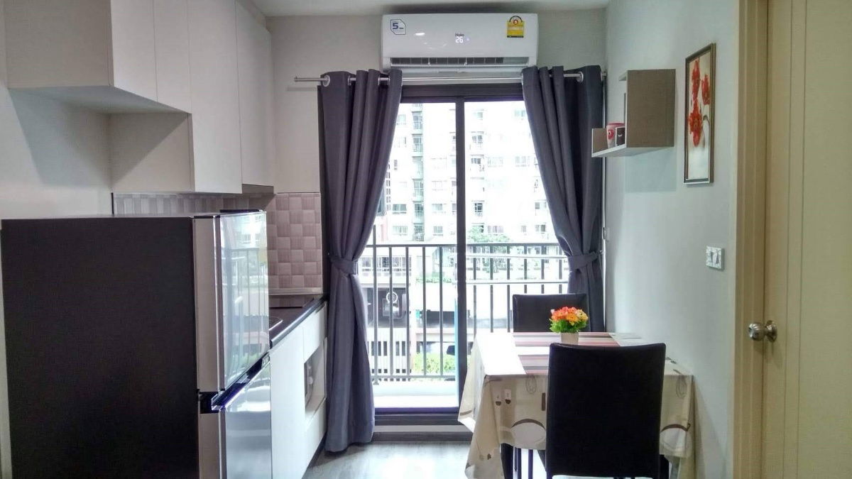 picture Condo for rent at Rich Park triple , 10,000 baht. Fully furnished with appliances. Call 0958195559. - 14/18