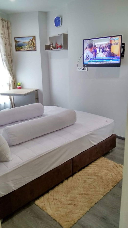 picture Condo for rent at Rich Park triple , 10,000 baht. Fully furnished with appliances. Call 0958195559. - 2/18
