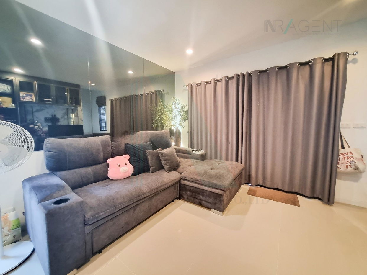 picture 📌 For Sell Town house PATIO SRINAKARIN-RAMA 9 3-story 3 bedroom 3 bathroom - 2/8
